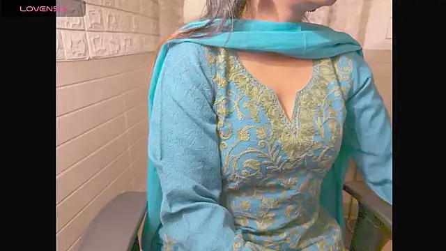 Your Sassy Goddess online show from 11-18-25, 05:38