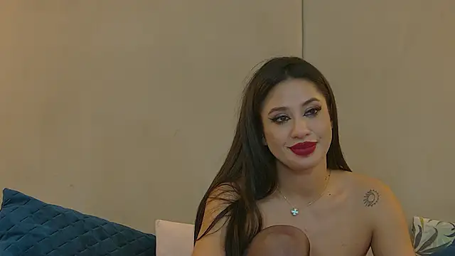 Snapshot of NattyDevon chatting on 02-14-25, 07:02 NattyDevon online show from 02-14-25, 07:02