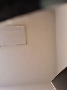 Snapshot of D_vid99 chatting on 12-15-24, 09:56 D vid99 online show from 12-15-24, 09:56