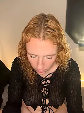 Snapshot of alt_cutie chatting on 09-11-25, 05:46 alt cutie online show from 09-11-25, 05:46