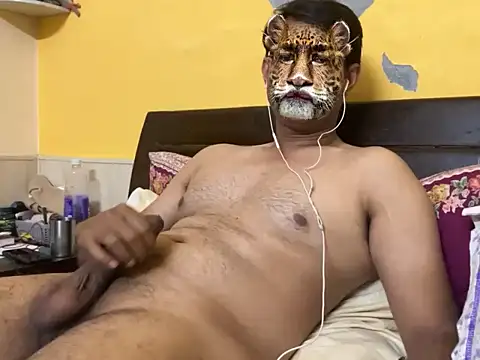 urbrownbunny online show from 03-23-26, 05:57