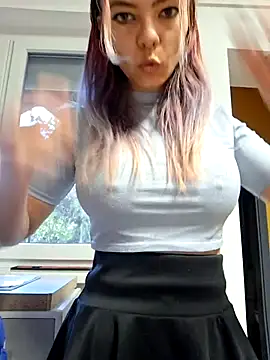 Snapshot of allinqueen chatting on 10-22-25, 02:49 allinqueen online show from 10-22-25, 02:49