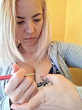 allinqueen online show from 04-17-26, 11:35