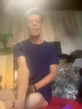 Snapshot of laye19 chatting on 11-09-25, 09:41 laye19 online show from 11-09-25, 09:41