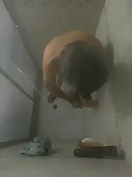 Snapshot of laye19 chatting on 09-18-25, 12:13 laye19 online show from 09-18-25, 12:13