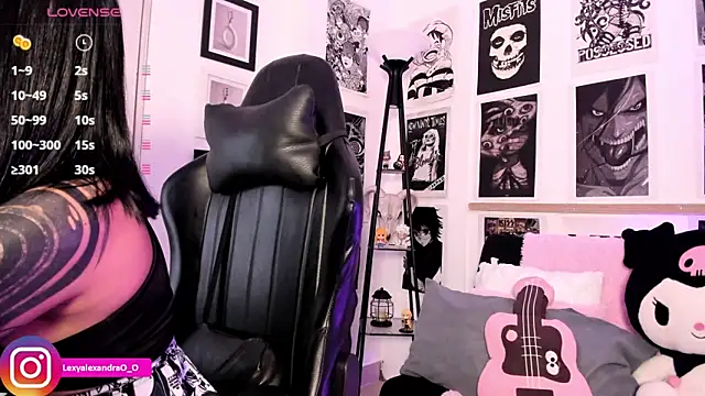 Lexyjoycce online show from 11-25-25, 10:32