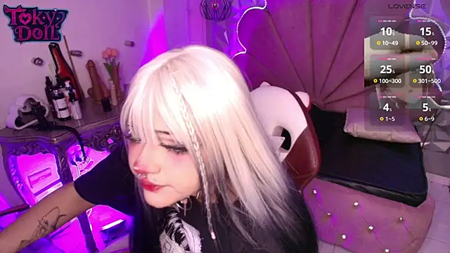 toky doll online show from 09-11-25, 08:20