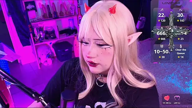 toky doll online show from 04-07-26, 04:14