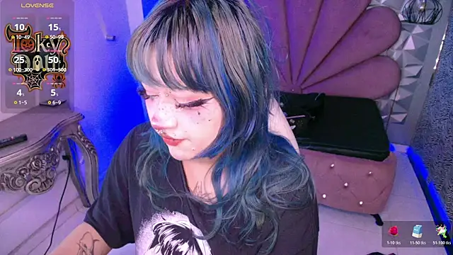 toky doll online show from 11-02-25, 08:36