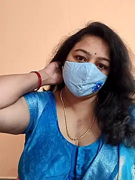 Snapshot of neelu-hoty chatting on 02-12-25, 12:58 neelu-hoty online show from 02-12-25, 12:58