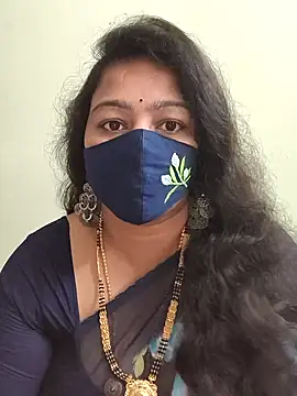 neelu-hoty online show from 10-26-25, 05:24