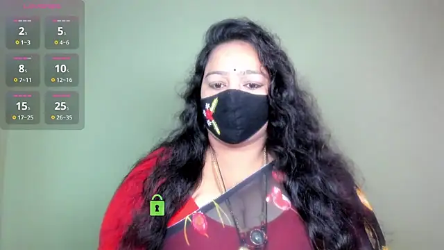 neelu-hoty online show from 06-13-26, 10:24