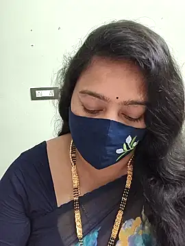 neelu-hoty online show from 10-27-25, 08:26