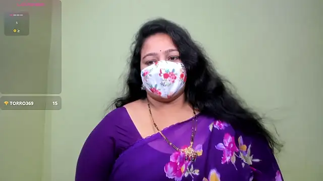 neelu-hoty online show from 05-31-26, 06:09