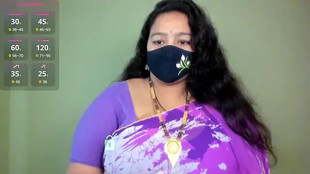 neelu-hoty online show from 06-17-26, 08:14