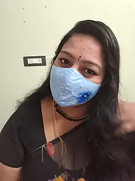 Snapshot of neelu-hoty chatting on 10-13-25, 12:18 neelu-hoty online show from 10-13-25, 12:18