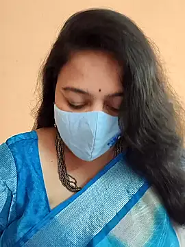 Snapshot of neelu-hoty chatting on 02-11-25, 04:13 neelu-hoty online show from 02-11-25, 04:13