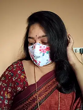 Snapshot of neelu-hoty chatting on 02-01-25, 02:16 neelu-hoty online show from 02-01-25, 02:16