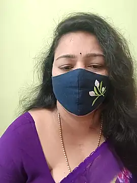 neelu-hoty online show from 04-19-26, 09:10