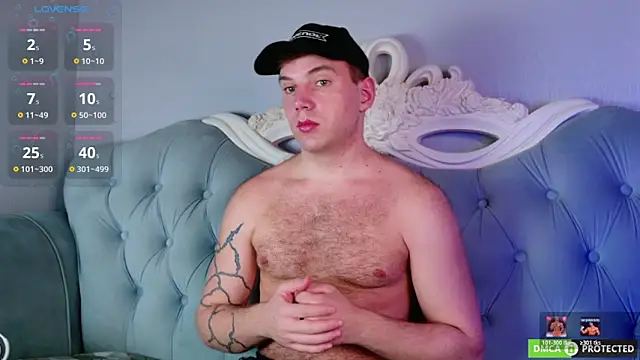 ArthurWhitee online show from 04-13-26, 01:48