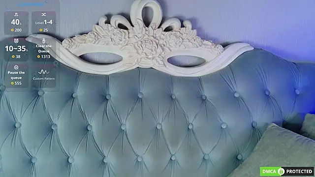 ArthurWhitee online show from 04-14-26, 02:33