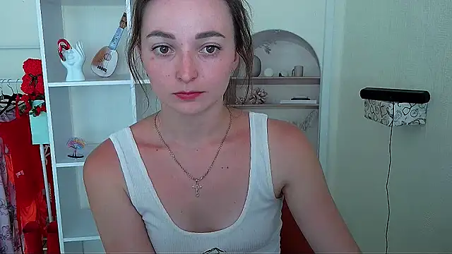  Barbie Kiss  online show from 06-26-26, 02:45