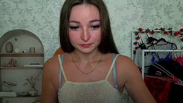  Barbie Kiss  online show from 09-20-25, 09:58