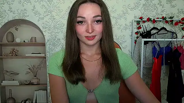  Barbie Kiss  online show from 09-26-25, 03:19