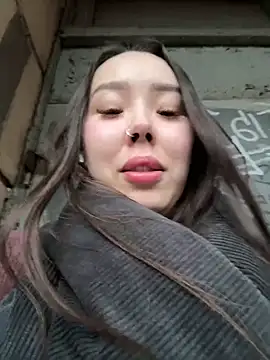 Asian Asami online show from 03-05-25, 02:56