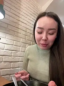 Asian Asami online show from 03-05-25, 06:01