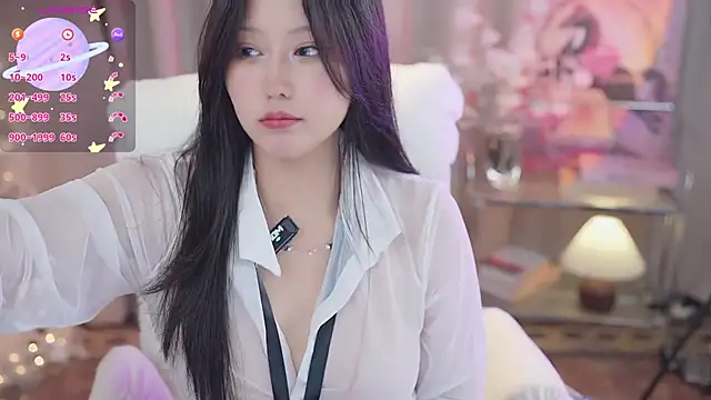 Snapshot of YINGTao-168 chatting on 10-24-25, 12:26 YINGTao-168 online show from 10-24-25, 12:26