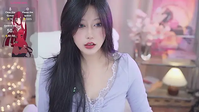 Snapshot of YINGTao-168 chatting on 10-17-25, 01:09 YINGTao-168 online show from 10-17-25, 01:09