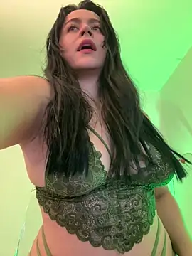 CoralineKam1 online show from 03-17-25, 05:05