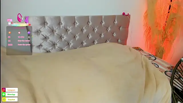 alanavega11 online show from 10-31-25, 01:30