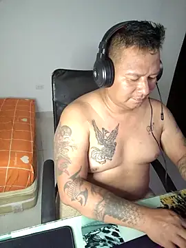 siatodo02 online show from 12-07-24, 03:42