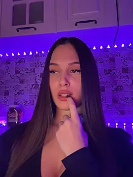 Snapshot of EricaWalls chatting on 02-06-25, 12:22 EricaWalls online show from 02-06-25, 12:22