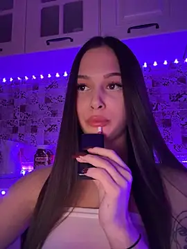 Snapshot of EricaWalls chatting on 02-03-25, 12:15 EricaWalls online show from 02-03-25, 12:15