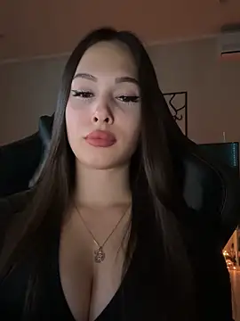 Snapshot of EricaWalls chatting on 09-08-25, 06:40 EricaWalls online show from 09-08-25, 06:40