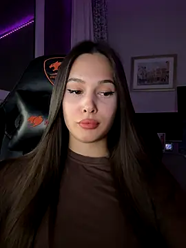 EricaWalls online show from 11-26-25, 09:04