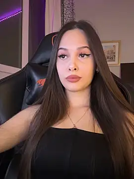 EricaWalls online show from 02-05-26, 06:37