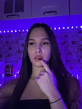 Snapshot of EricaWalls chatting on 01-28-25, 03:14 EricaWalls online show from 01-28-25, 03:14