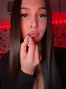 Snapshot of EricaWalls chatting on 02-28-25, 03:37 EricaWalls online show from 02-28-25, 03:37