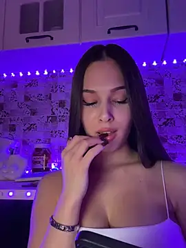 Snapshot of EricaWalls chatting on 01-26-25, 11:18 EricaWalls online show from 01-26-25, 11:18