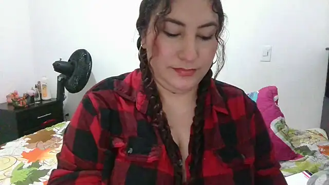 catalina boobs online show from 02-16-26, 03:32