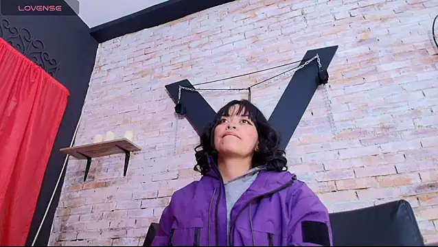 vanelope11 online show from 11-16-25, 01:43