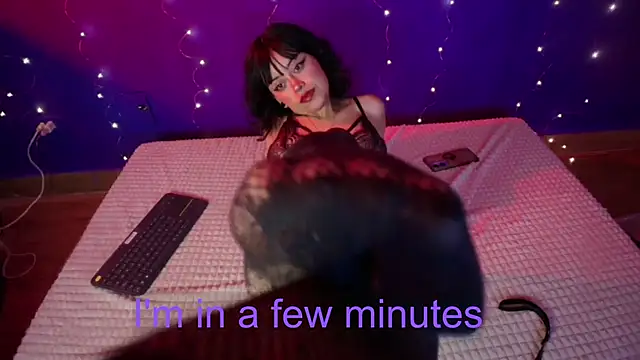 vanelope11 online show from 11-29-25, 06:52