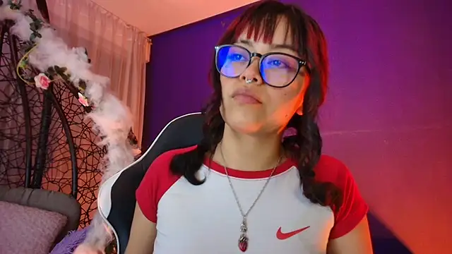 vanelope11 online show from 04-17-26, 02:25