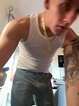 PeytonJohnn online show from 11-08-25, 07:39