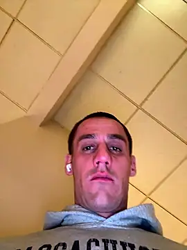 PeytonJohnn online show from 01-19-26, 06:50