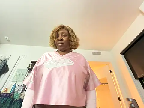 XXXLollipopsJuicy online show from 11-20-25, 07:31